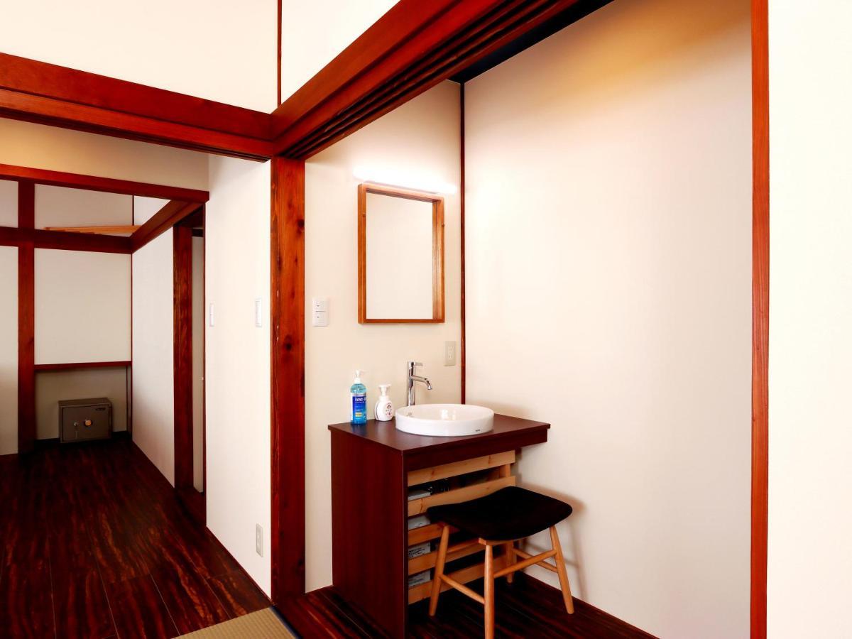 富山県 よしのや旅館 Ryokan 2*