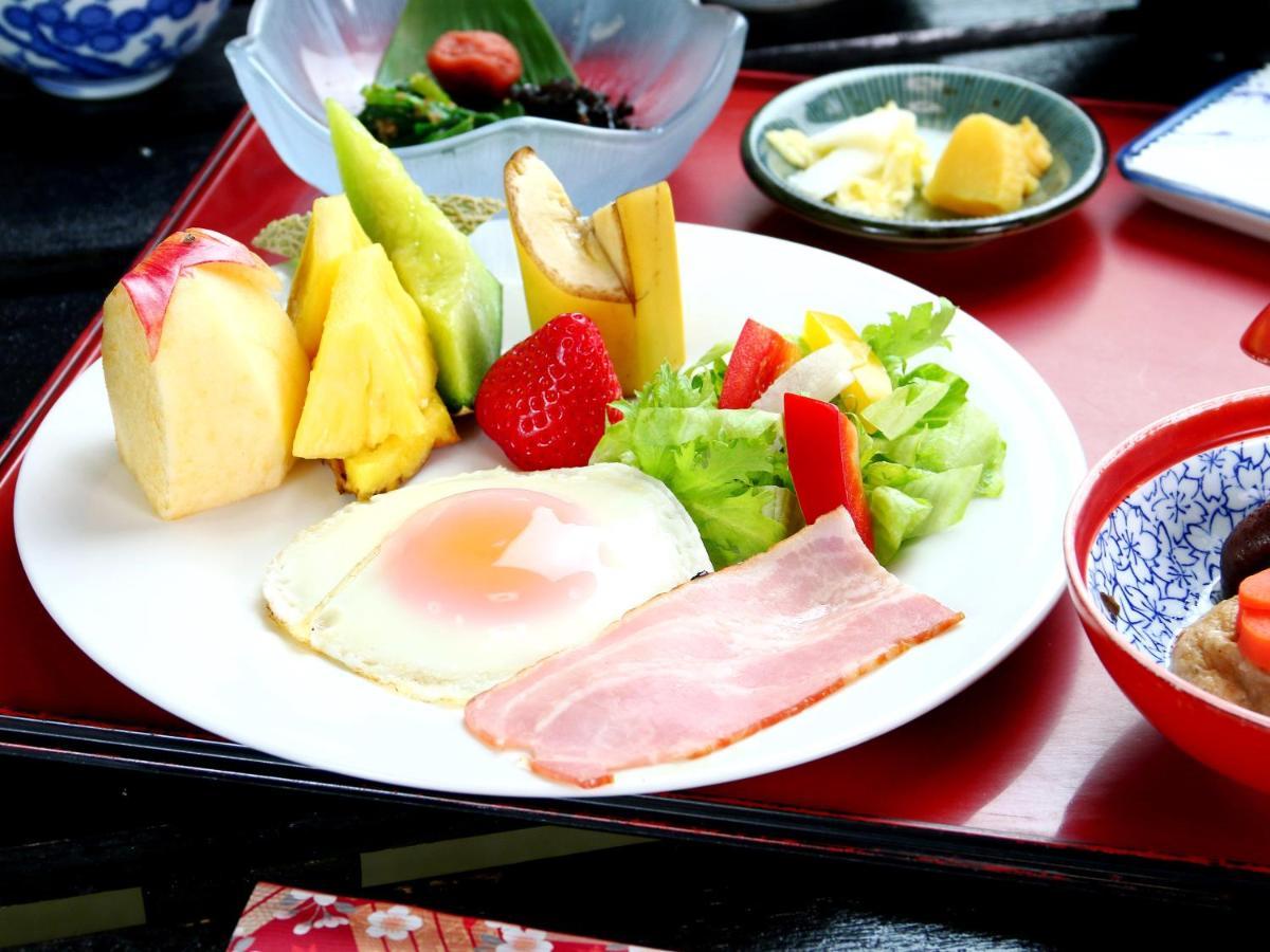 富山県 よしのや旅館 Ryokan 2*